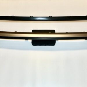 Нижня накладка переднього бамперу 52111-0R070/52711-0R160/Assy 53101-0R200 Toyota BZ4X